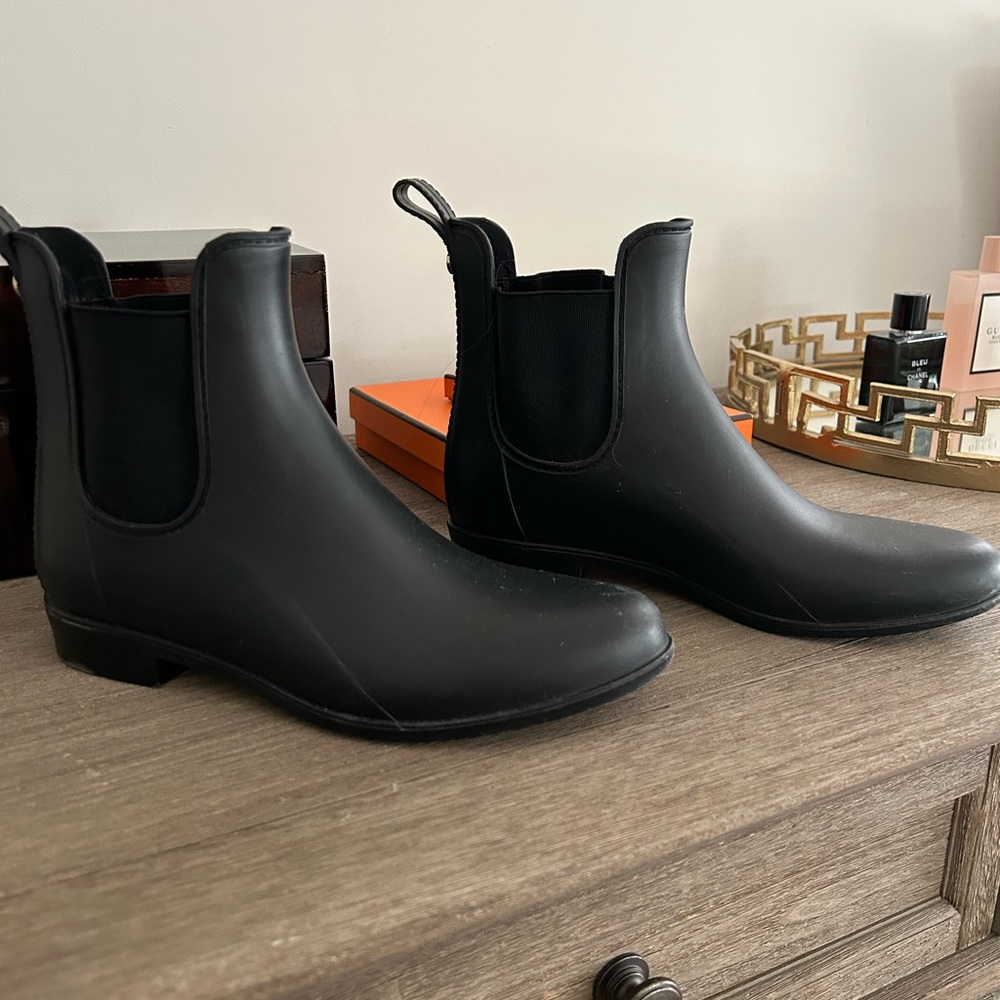 Sam Edelman tinsley matte rain booties